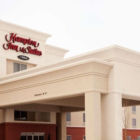 Hampton Inn & Suites By Hilton Летбридж Екстериор снимка