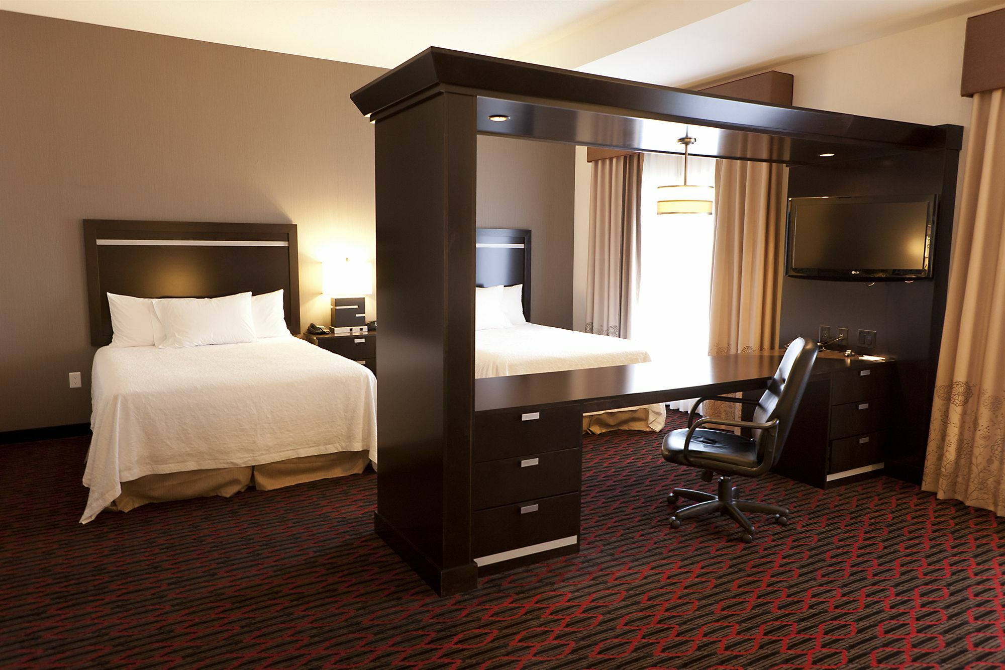 Hampton Inn & Suites By Hilton Летбридж Екстериор снимка