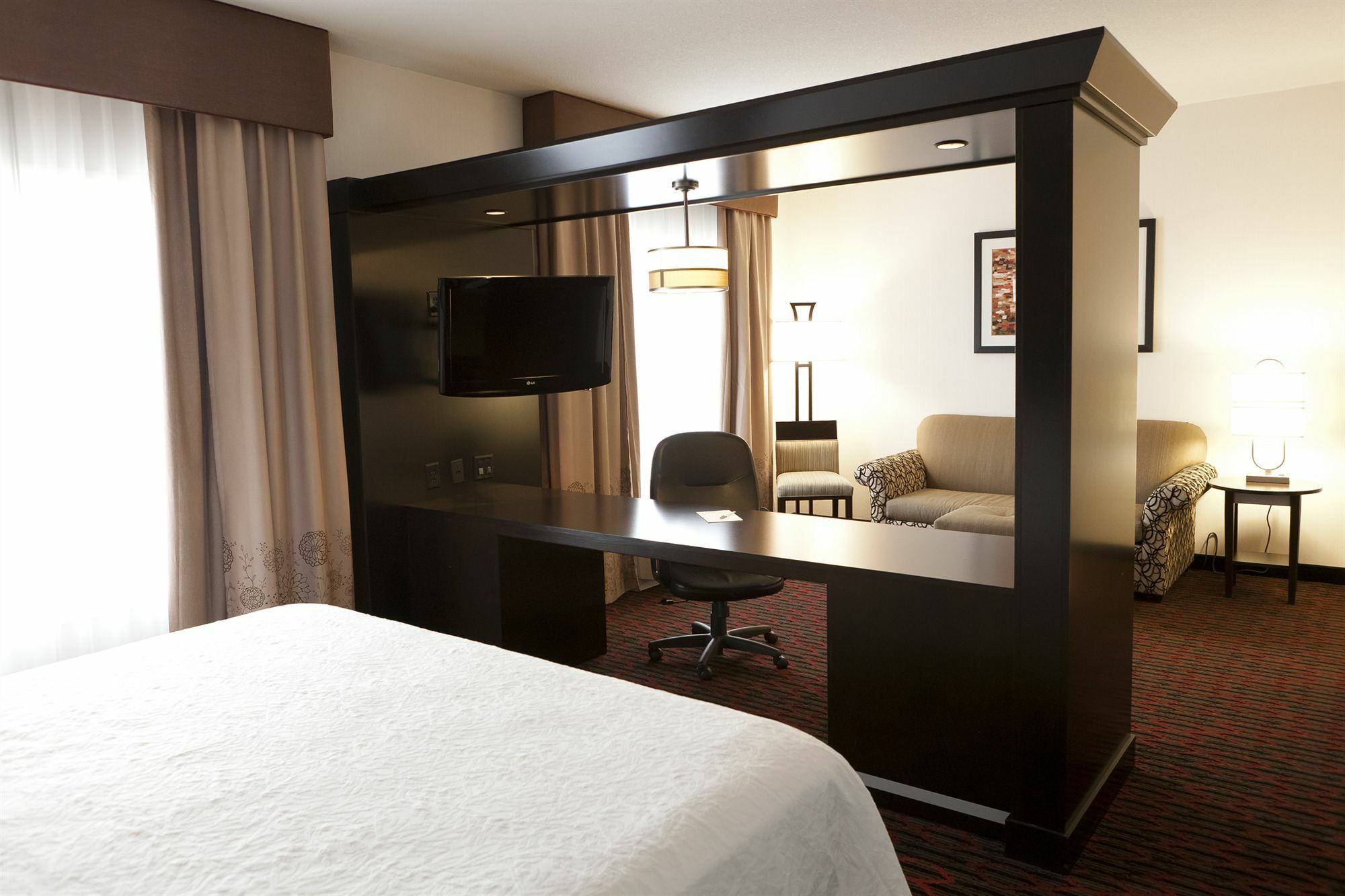 Hampton Inn & Suites By Hilton Летбридж Екстериор снимка